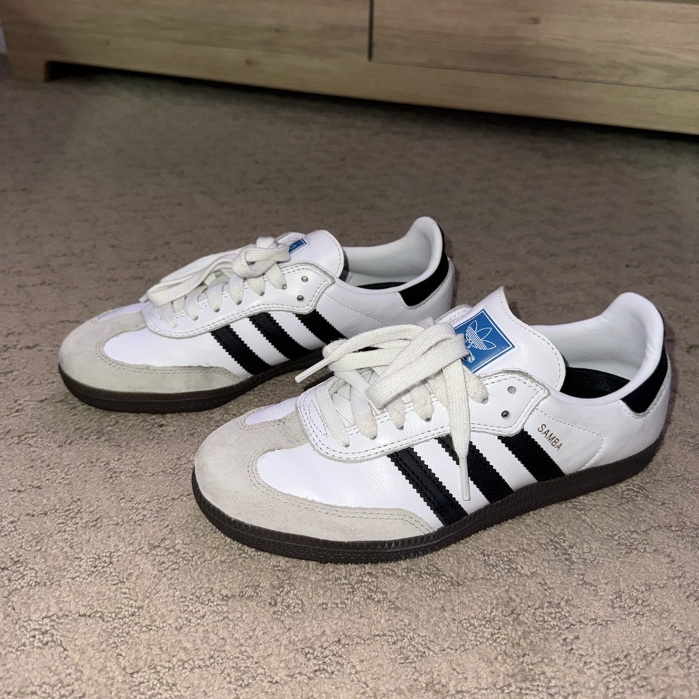 Women’s Adidas Samba